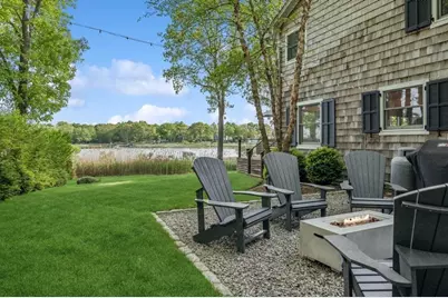 8 S Harbor Drive, Sag Harbor, NY 11963 - Photo 2