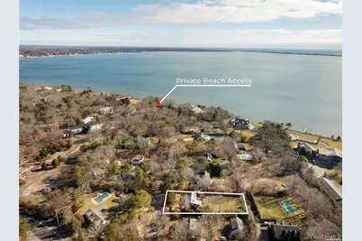 6 Lynn Court, Hampton Bays, NY 11946 - Photo 16