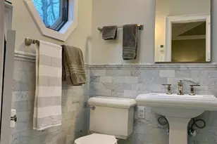 6 Lynn Ct, Hampton Bays, NY 11946 - Photo 8