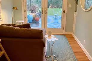 6 Lynn Ct, Hampton Bays, NY 11946 - Photo 12