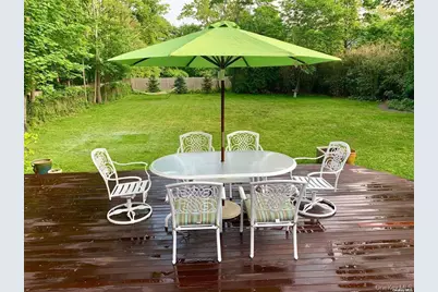 6 Lynn Court, Hampton Bays, NY 11946 - Photo 14