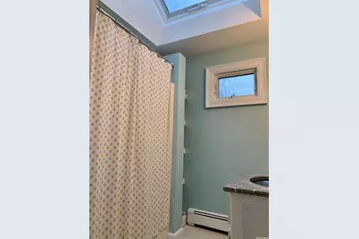 6 Lynn Court, Hampton Bays, NY 11946 - Photo 10