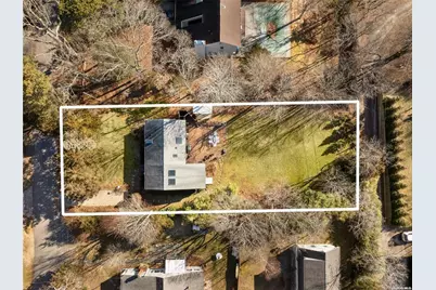 6 Lynn Court, Hampton Bays, NY 11946 - Photo 22