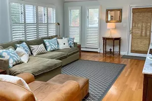 6 Lynn Ct, Hampton Bays, NY 11946 - Photo 2