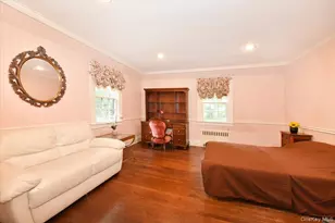 1 Linford Rd, Great Neck, NY 11021 - Photo 14