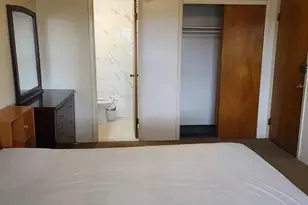 85-10 165th St, Jamaica, NY 11432 - Photo 12