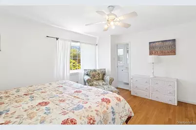 59 Wiltshire Street, Southampton, NY 11968 - Photo 28