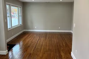 14 Chenango Dr, Bay Shore, NY 11706 - Photo 2