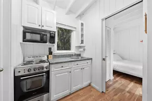 5 Champlain St, Ocean Beach, NY 11706 - Photo 24