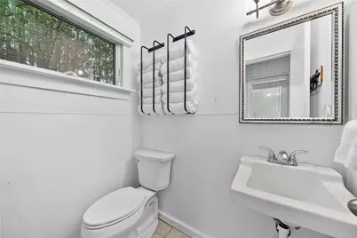 5 Champlain Street, Ocean Beach, NY 11706 - Photo 14