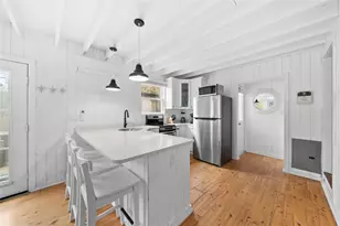 5 Champlain St, Ocean Beach, NY 11706 - Photo 10