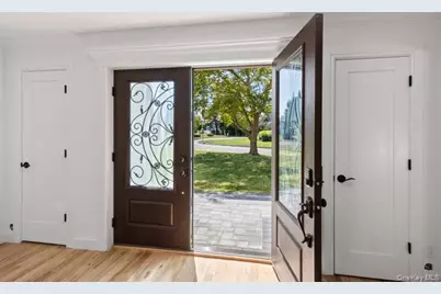 1 Miller Farms Court, Miller Place, NY 11764 - Photo 10