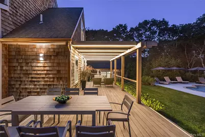 20 Cove Neck Lane, Southampton, NY 11968 - Photo 4