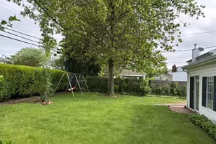 2090 Post St, East Meadow, NY 11554 - Photo 16