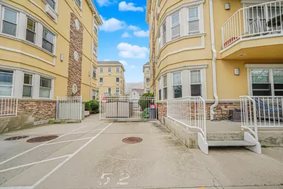 175 Beach 100th Street #8A, Rockaway Beach, NY 11694 - Photo 4