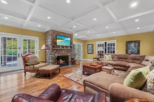 7 Ridgeview Cir, Armonk, NY 10504 - Photo 8