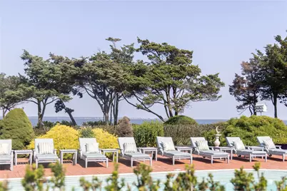 16 Point Road, Bellport, NY 11713 - Photo 8