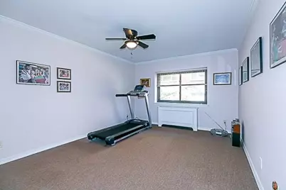 21 Canterbury Road #0, Great Neck, NY 11021 - Photo 18