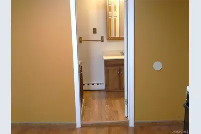 35 Fallkill Avenue, Poughkeepsie, NY 12601 - Photo 14