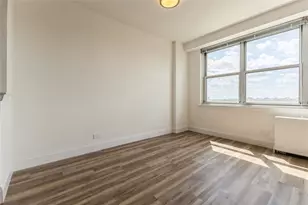 135 Ocean Pkwy, Brooklyn, NY 11218 - Photo 6