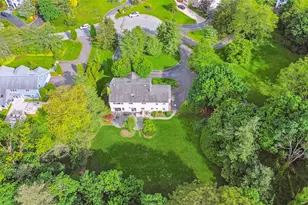 2 Harbor Ct W, Roslyn, NY 11576 - Photo 28
