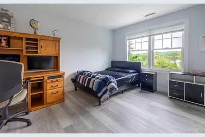 5 Teramar Way, White Plains, NY 10607 - Photo 22