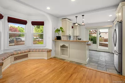 551 Minnieford Avenue, Bronx, NY 10464 - Photo 8