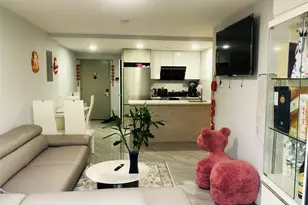 811 45th Bluffs, Brooklyn, NY 11220 - Photo 2