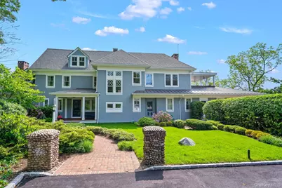 998 West  Shore Road, Mill Neck, NY 11771 - Photo 2