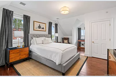 998 West  Shore Road, Mill Neck, NY 11771 - Photo 24