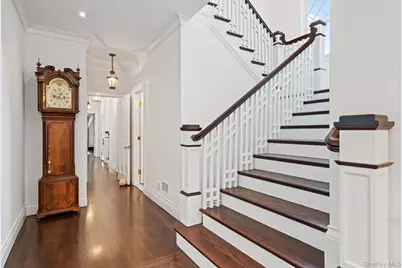 998 West  Shore Road, Mill Neck, NY 11771 - Photo 4