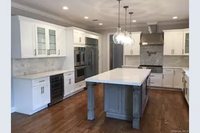 110B Louis Street, Massapequa, NY 11758 - Photo 22