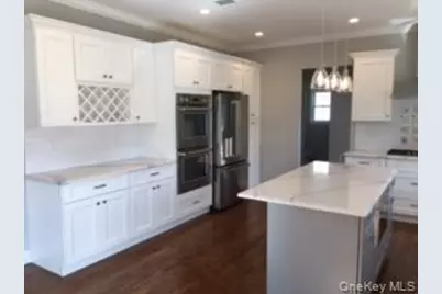 110B Louis Street, Massapequa, NY 11758 - Photo 24