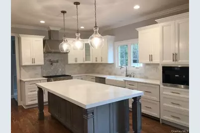 110B Louis Street, Massapequa, NY 11758 - Photo 22