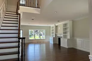 110B Louis St, Massapequa, NY 11758 - Photo 4