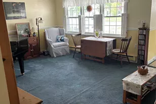 190 Canterbury Dr, Ridge, NY 11961 - Photo 4