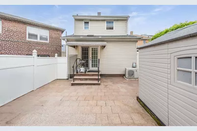 71-26 58 Avenue, Maspeth, NY 11378 - Photo 22