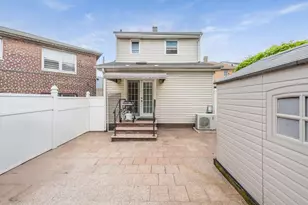 71-26 58th Ave, Maspeth, NY 11378 - Photo 22