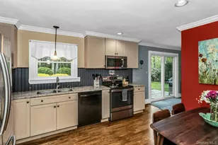 13 Delacey Ave, East Quogue, NY 11942 - Photo 10