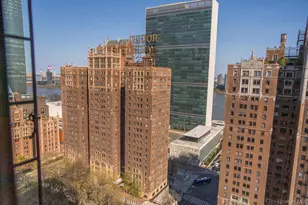 320 E 42nd St, New York, NY 10017 - Photo 16