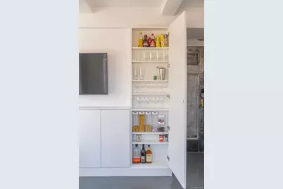 320 E 42nd Street #2218, New York, NY 10017 - Photo 10