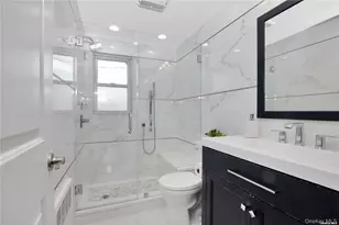 81 Barnes St, Long Beach, NY 11561 - Photo 12