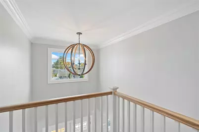 134 Southwood Circle, Syosset, NY 11791 - Photo 14