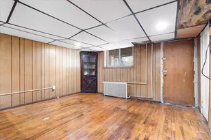 712 E 40th St, Brooklyn, NY 11210 - Photo 16