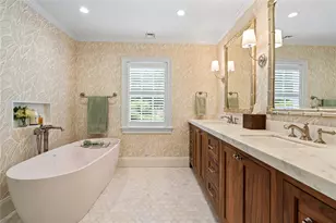 18 Matinecock Farms Rd, Glen Cove, NY 11542 - Photo 12