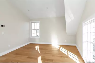 108 South #E, Oyster Bay, NY 11771 - Photo 8