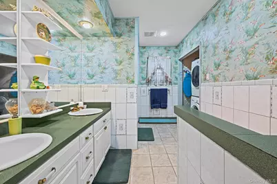 1234 Cross Bay Boulevard, Far Rockaway, NY 11693 - Photo 12