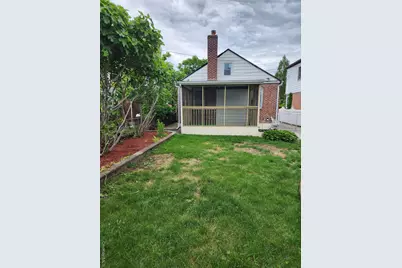 224-06 114 Road, Cambria Heights, NY 11411 - Photo 12