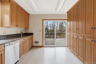 1610 Croton Lake Road, Yorktown Heights, NY 10598 - Photo 10