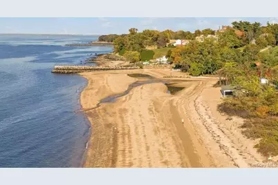 7 Cedar Lane, Glen Cove, NY 11542 - Photo 14